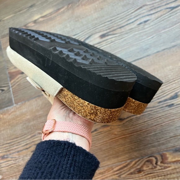 NEW Light Tan Platform Clogs size 9 Rihero - Picture 13 of 16